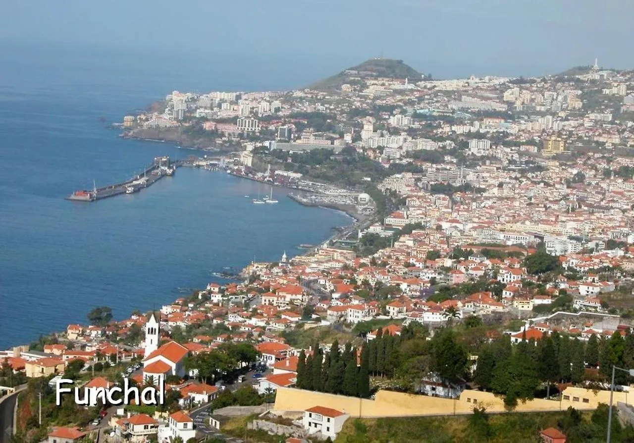 Casa de Férias Charming Bungalow In Funchal, Sea View Portugal