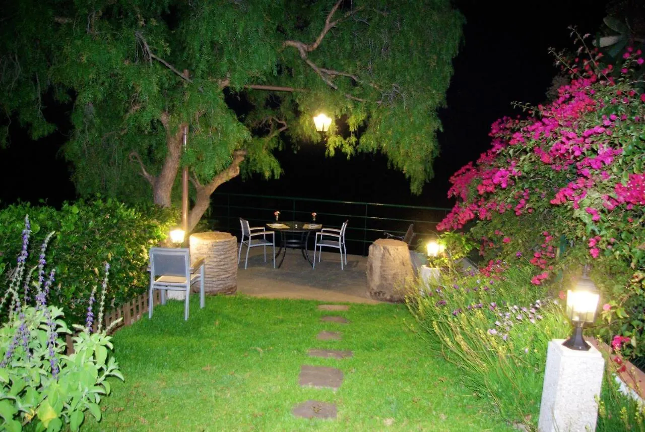 Charming Bungalow In Funchal, Sea View 0*, Funchal (Madeira)