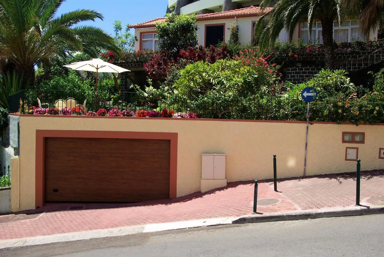 Charming Bungalow In Funchal, Sea View Casa de Férias